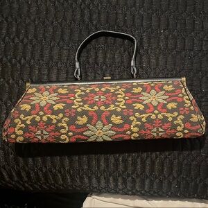 Elegant Vintage Floral Clutch Bag
